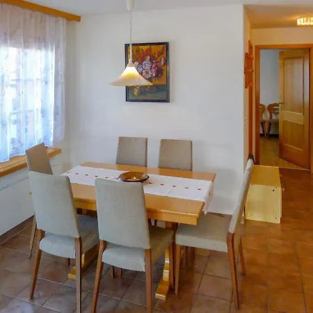 Apartment 6